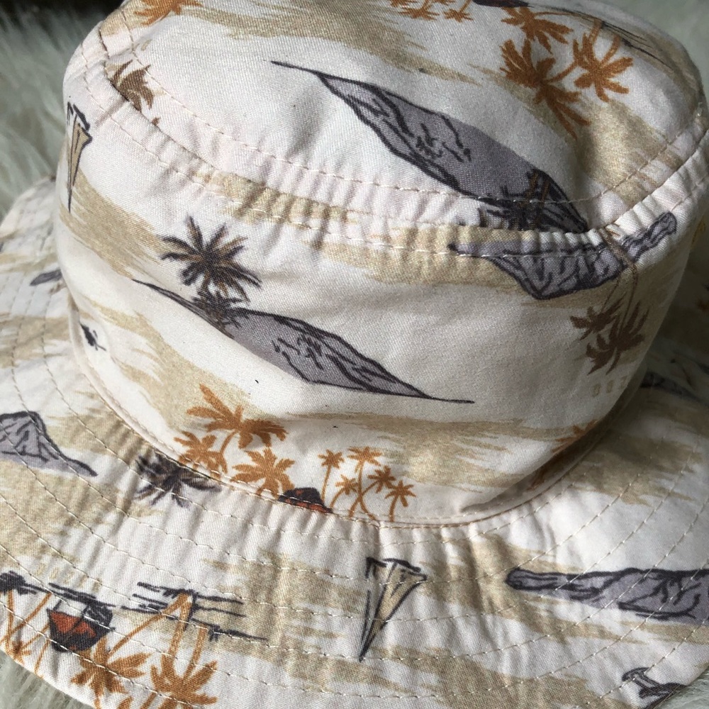 Dozer Reversible Bucket Hat - Picture 3 of 5